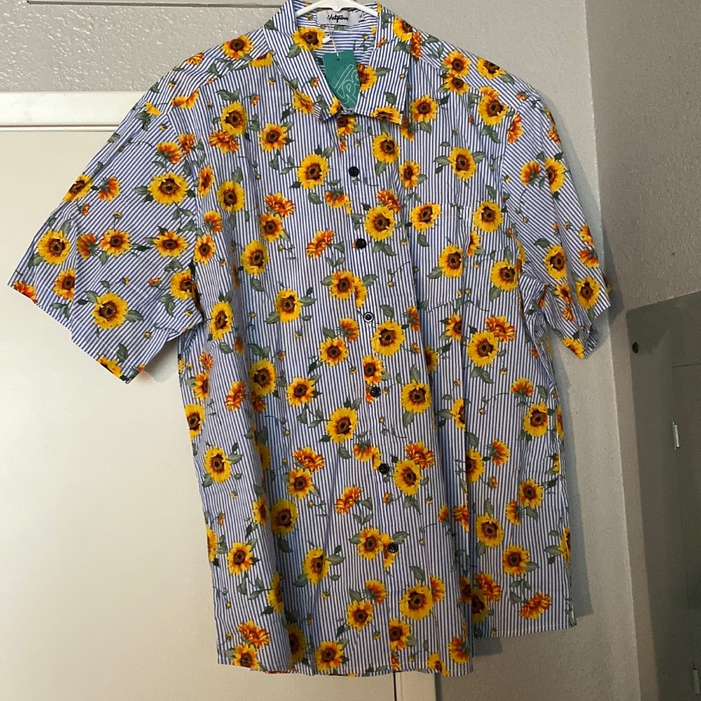 Men’s floral button down